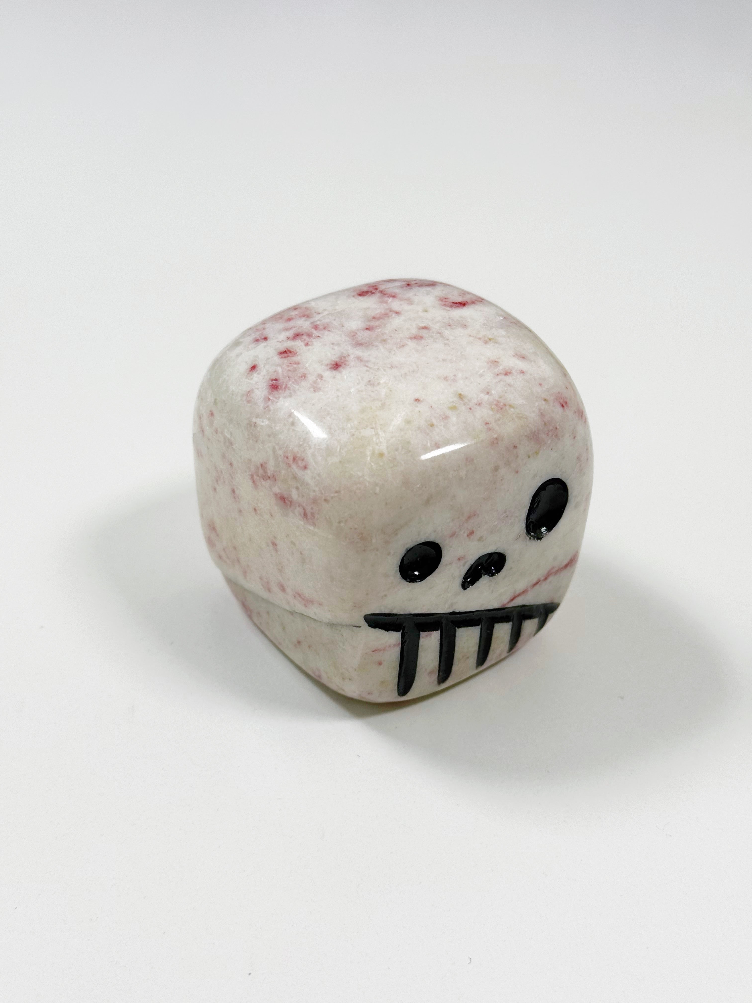 CRYSTAL SCARY CUBE
