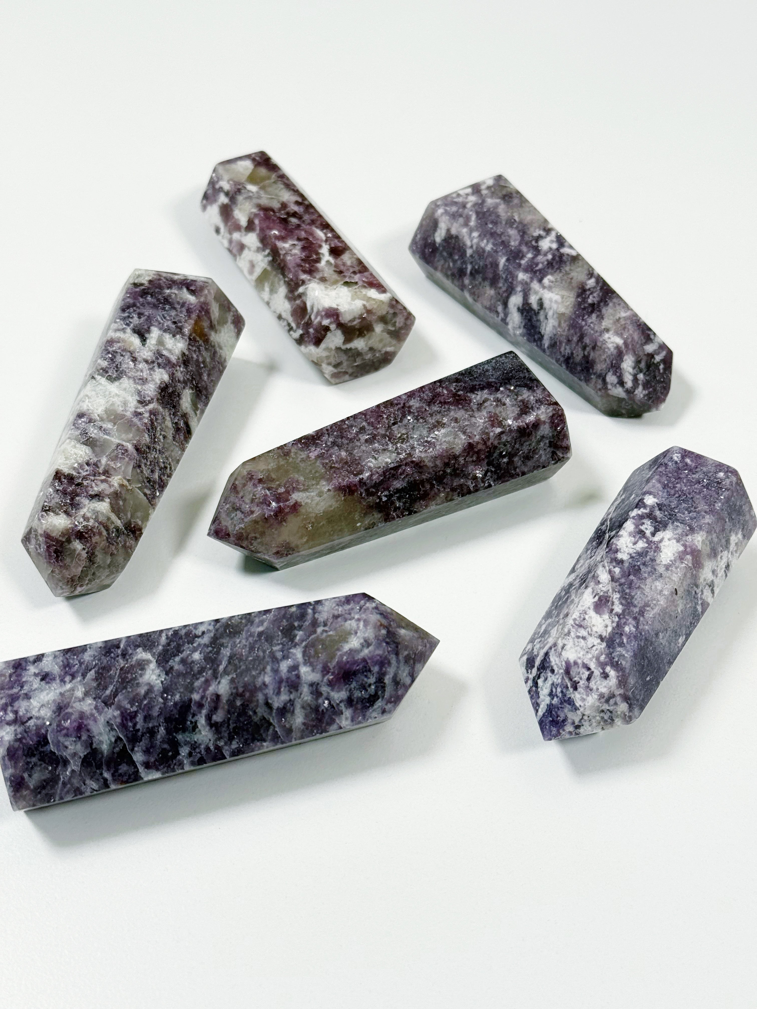 LEPIDOLITE POINT