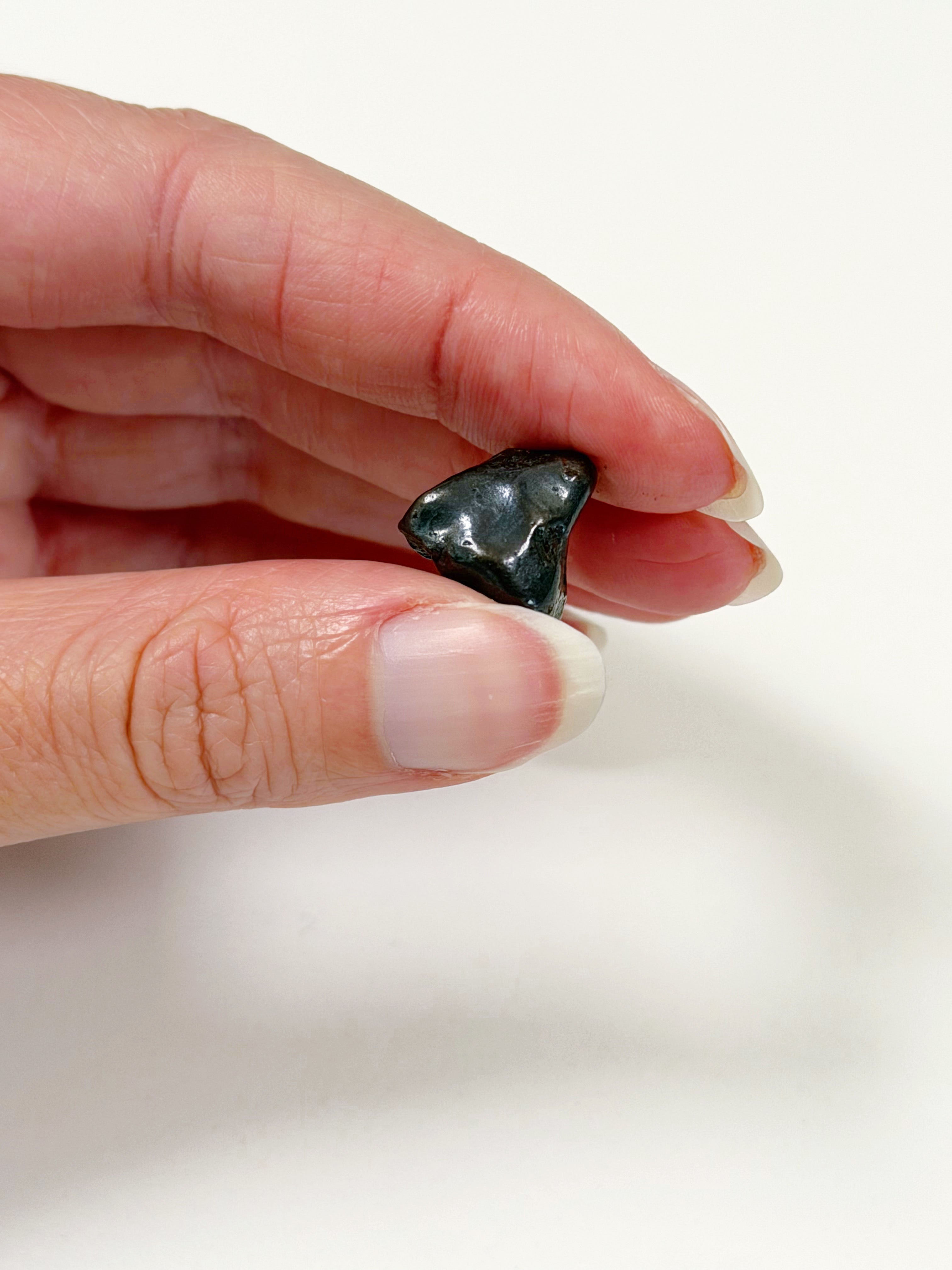 SIKHOTE-ALIN METEORITE 3