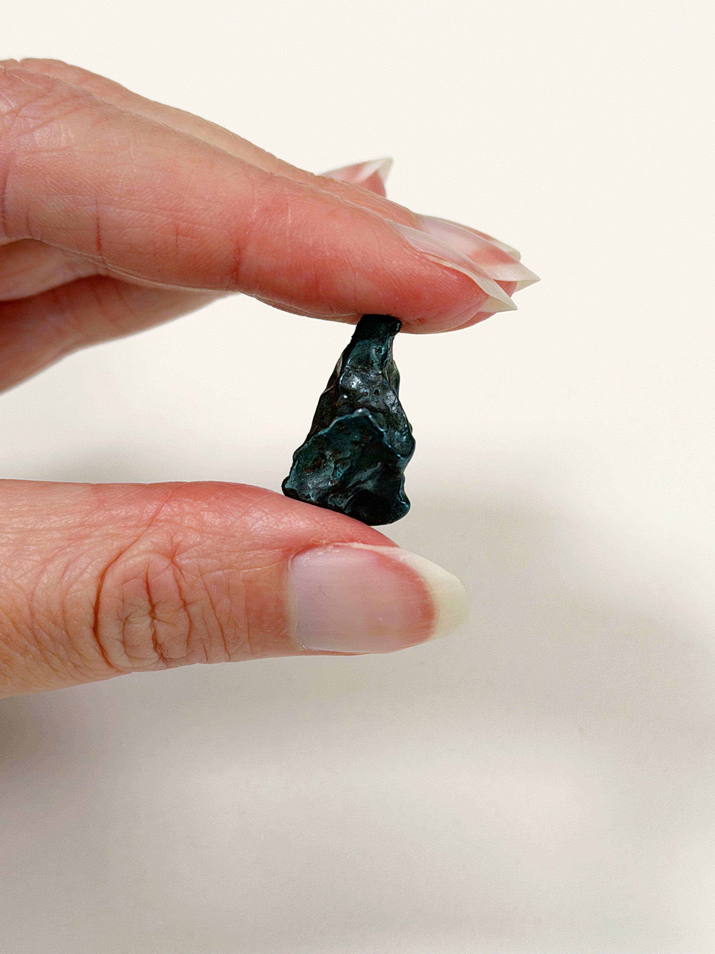 SIKHOTE-ALIN METEORITE 4