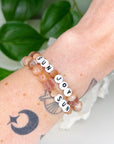 'SUN JOY' SUNSTONE + STRAWBERRY QUARTZ STARS 8mm - HANDMADE CRYSTAL BRACELET