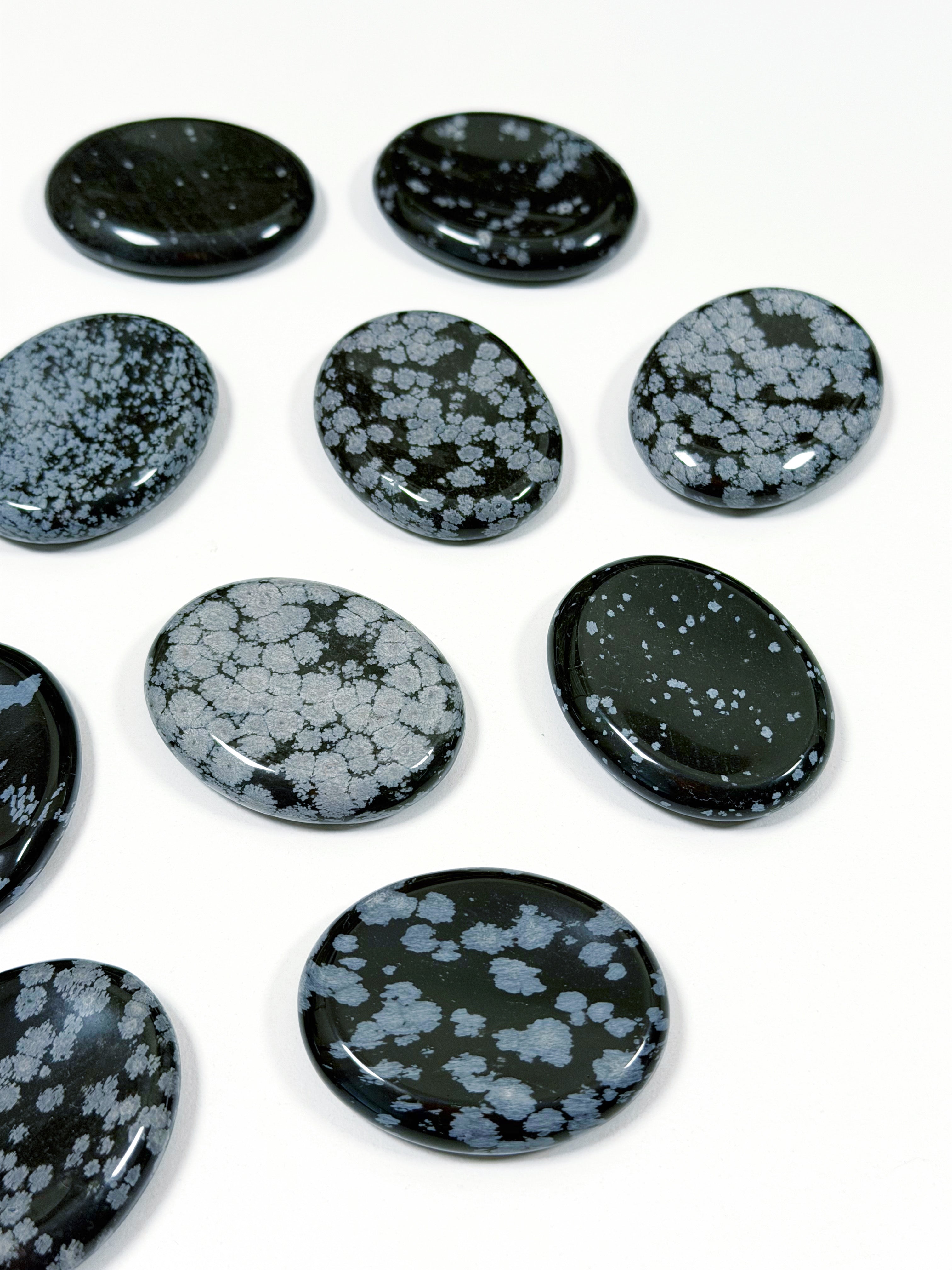 SNOWFLAKE OBSIDIAN THUMBSTONE