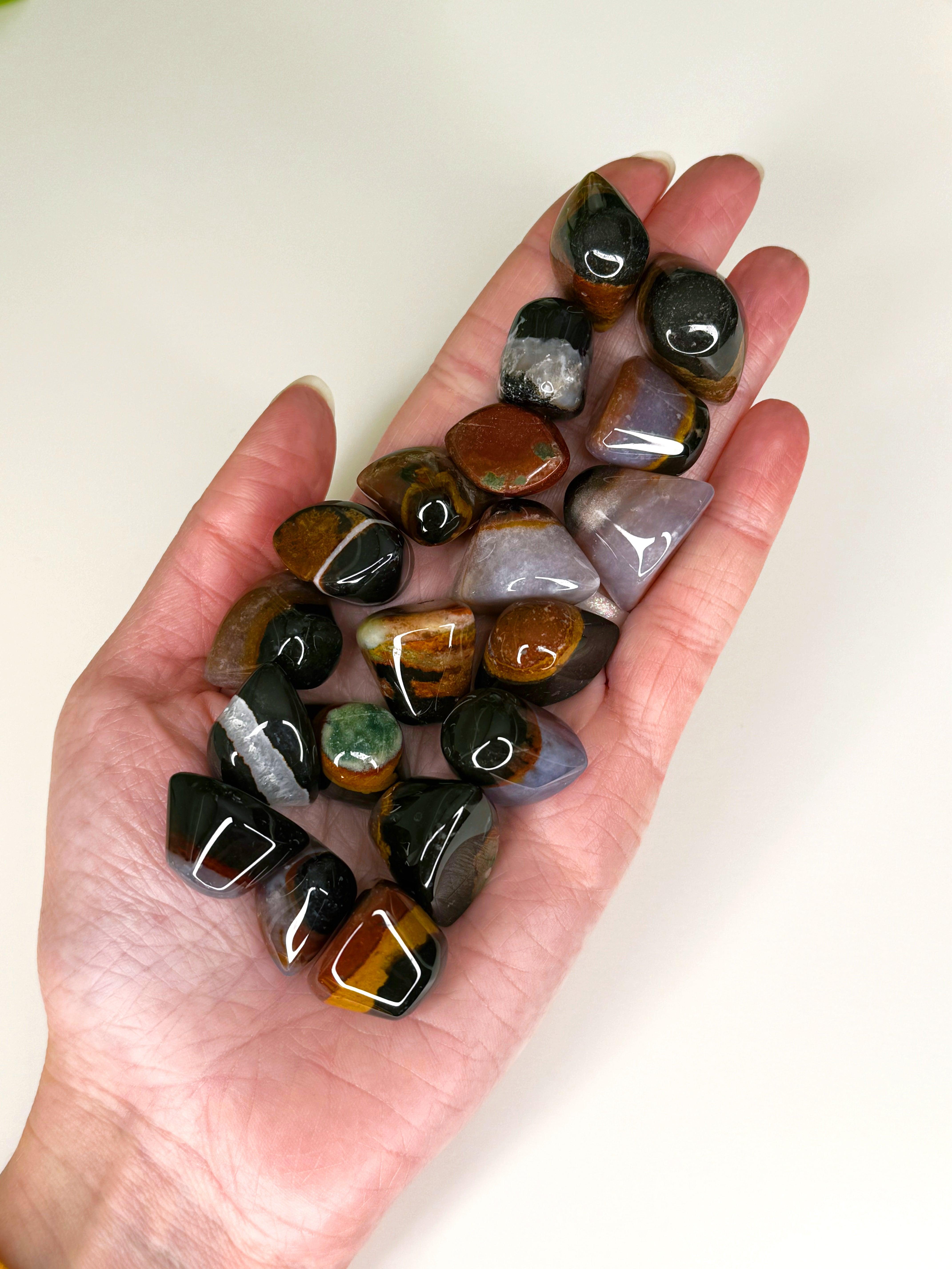 "CYCLOPS SARDONYX" BANDED AGATE - agate, banded agate, bulk, cyclops sardonyx, leo season, pocket crystal, pocket crystals, pocket stone, protection gift bundle, recently added, sardonyx, Scorpio Season - The Mineral Maven
