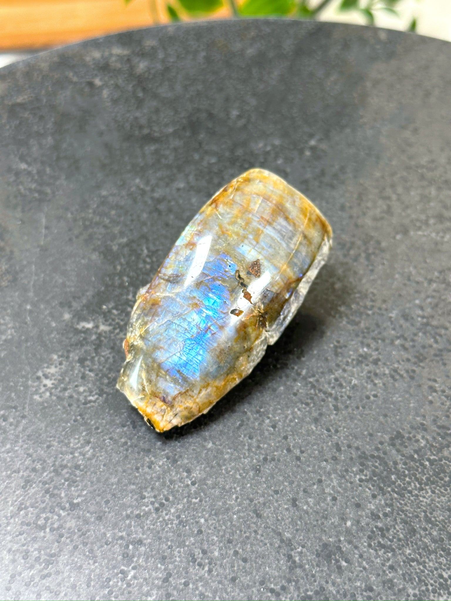 ELECTRIC BLUE MOONSTONE 6 (WISCONSIN) - Black Friday sale, blue moonstone, electric blue moonstone, moonstone, once in a blue moon, one of a kind, Wisconsin moonstone - The Mineral Maven