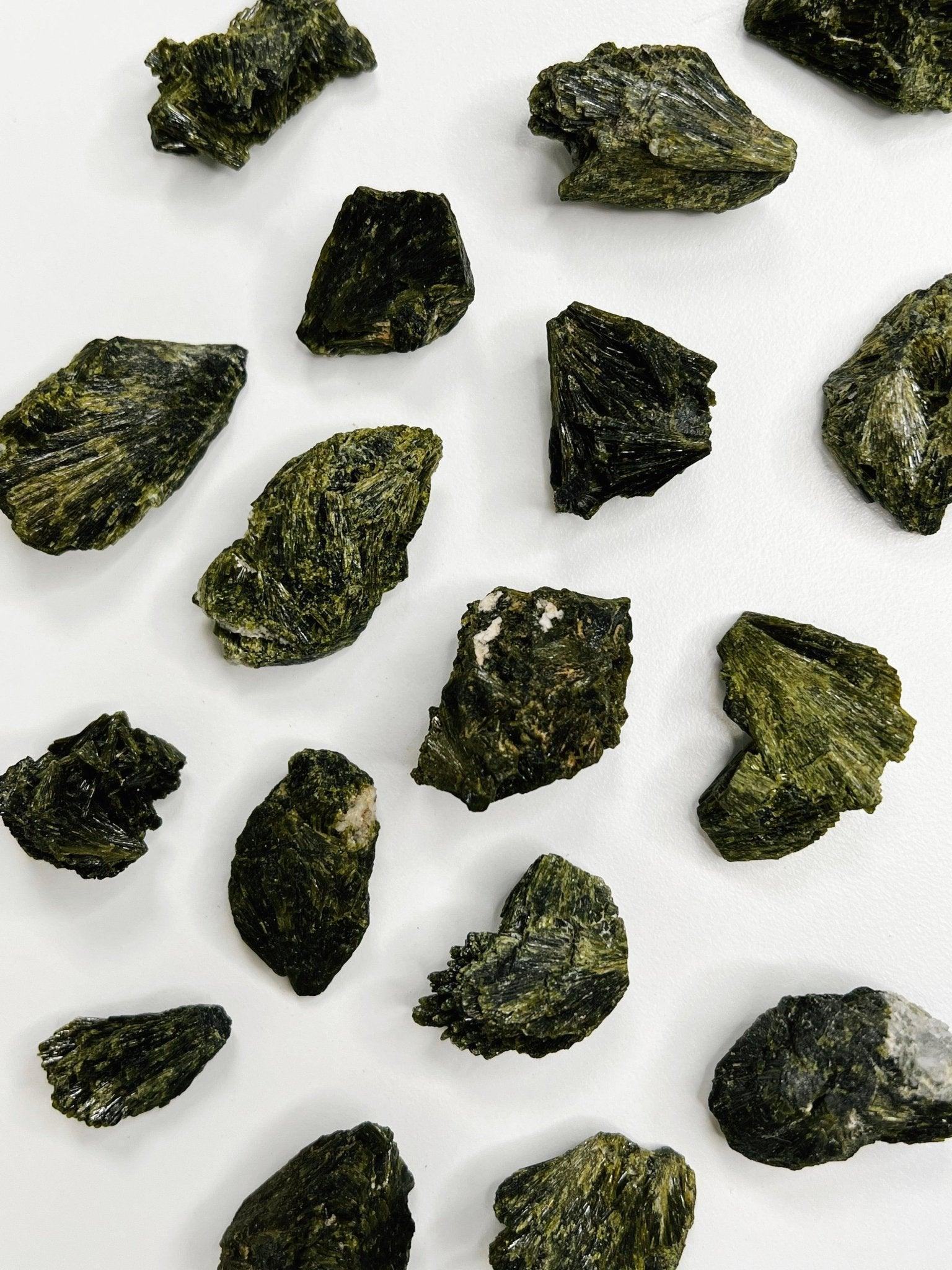 EPIDOTE SPRAY (RAW) - 33 bday, abundance gift bundle, epidote, epidote fan, good luck + abundance, holiday sale, new year sale, raw crystal, raw epidote, raw stone - The Mineral Maven