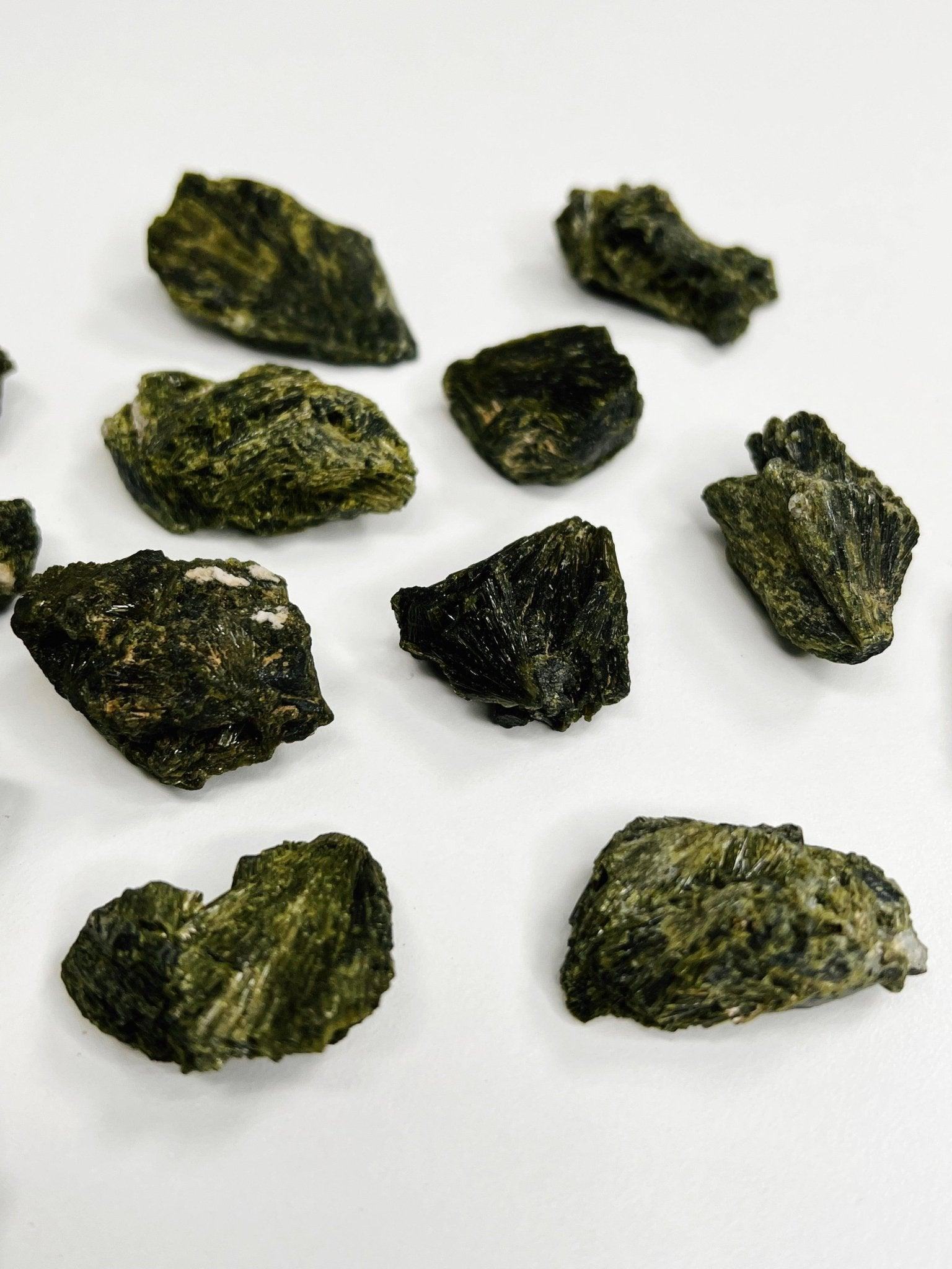 EPIDOTE SPRAY (RAW) - 33 bday, abundance gift bundle, epidote, epidote fan, good luck + abundance, holiday sale, new year sale, raw crystal, raw epidote, raw stone - The Mineral Maven