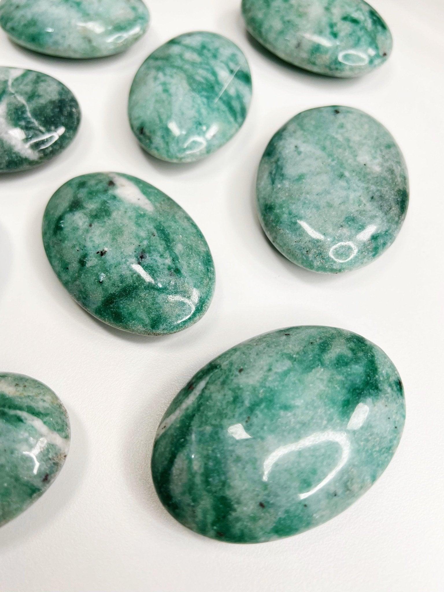 FUCHSITE PALM STONE - 33 bday, 444 sale, Black Friday sale, end of year sale, holiday sale, new year sale, palm, palm stone, palmstone - The Mineral Maven