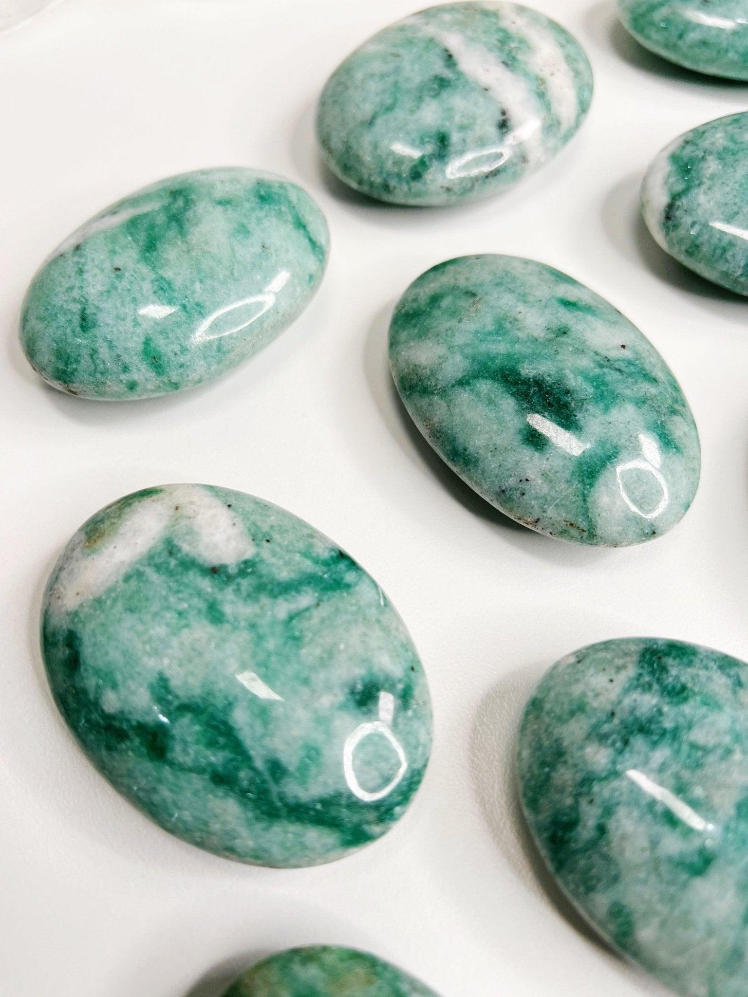 FUCHSITE PALM STONE - 33 bday, 444 sale, end of year sale, holiday sale, new year sale, palm, palm stone, palmstone - The Mineral Maven