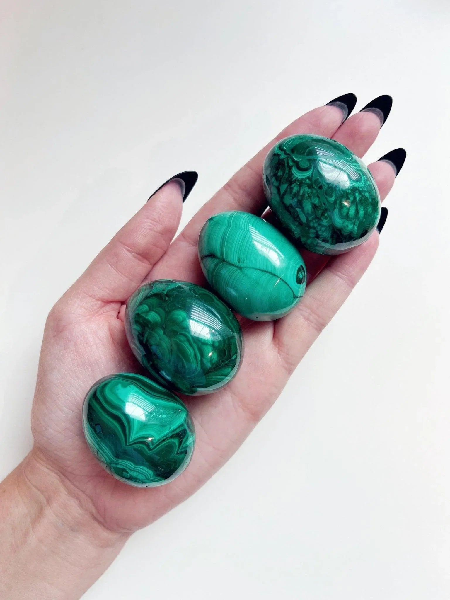 大特価 マラカイト エッグ MALACHITE EGG - The Mineral Maven