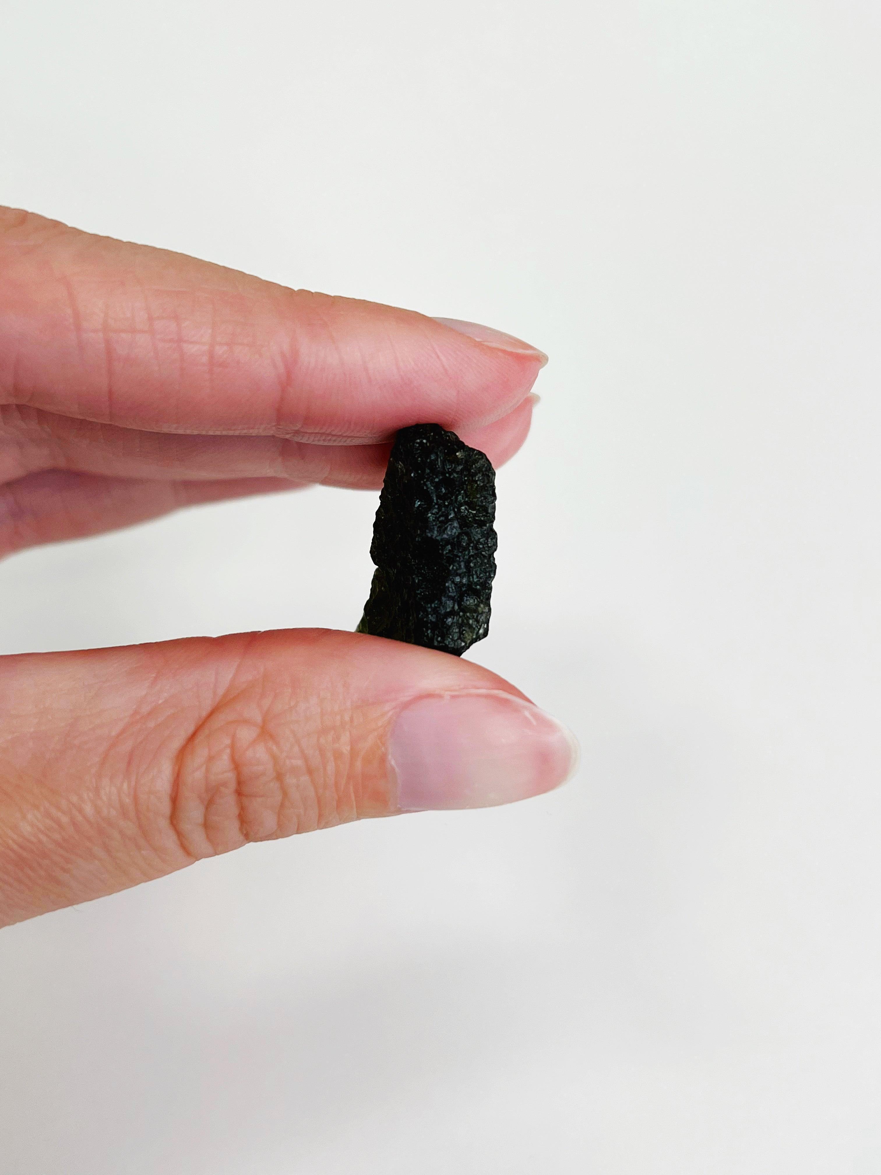 MOLDAVITE 1 - moldavite, tektite - The Mineral Maven