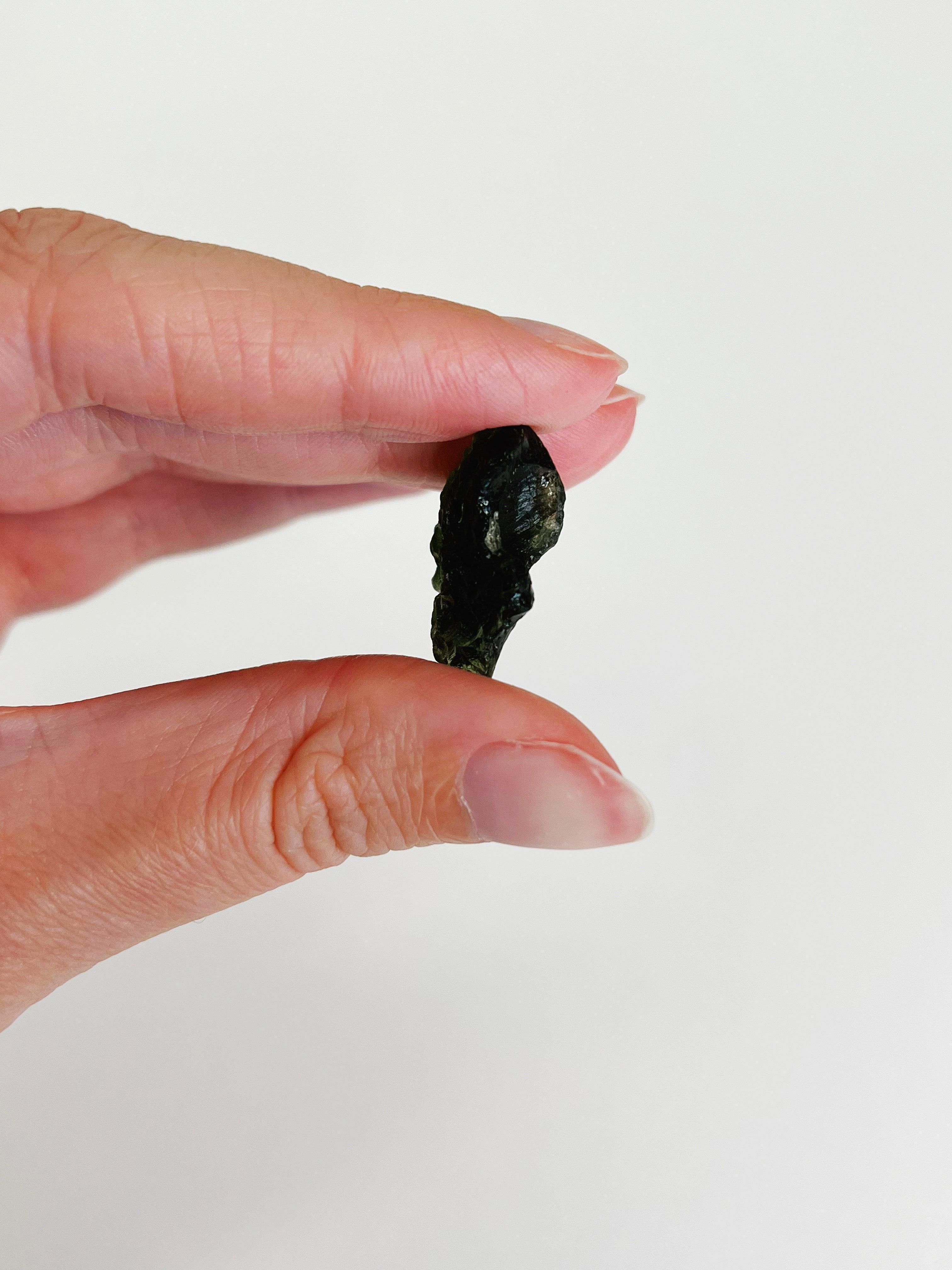 MOLDAVITE 4 - moldavite, tektite - The Mineral Maven