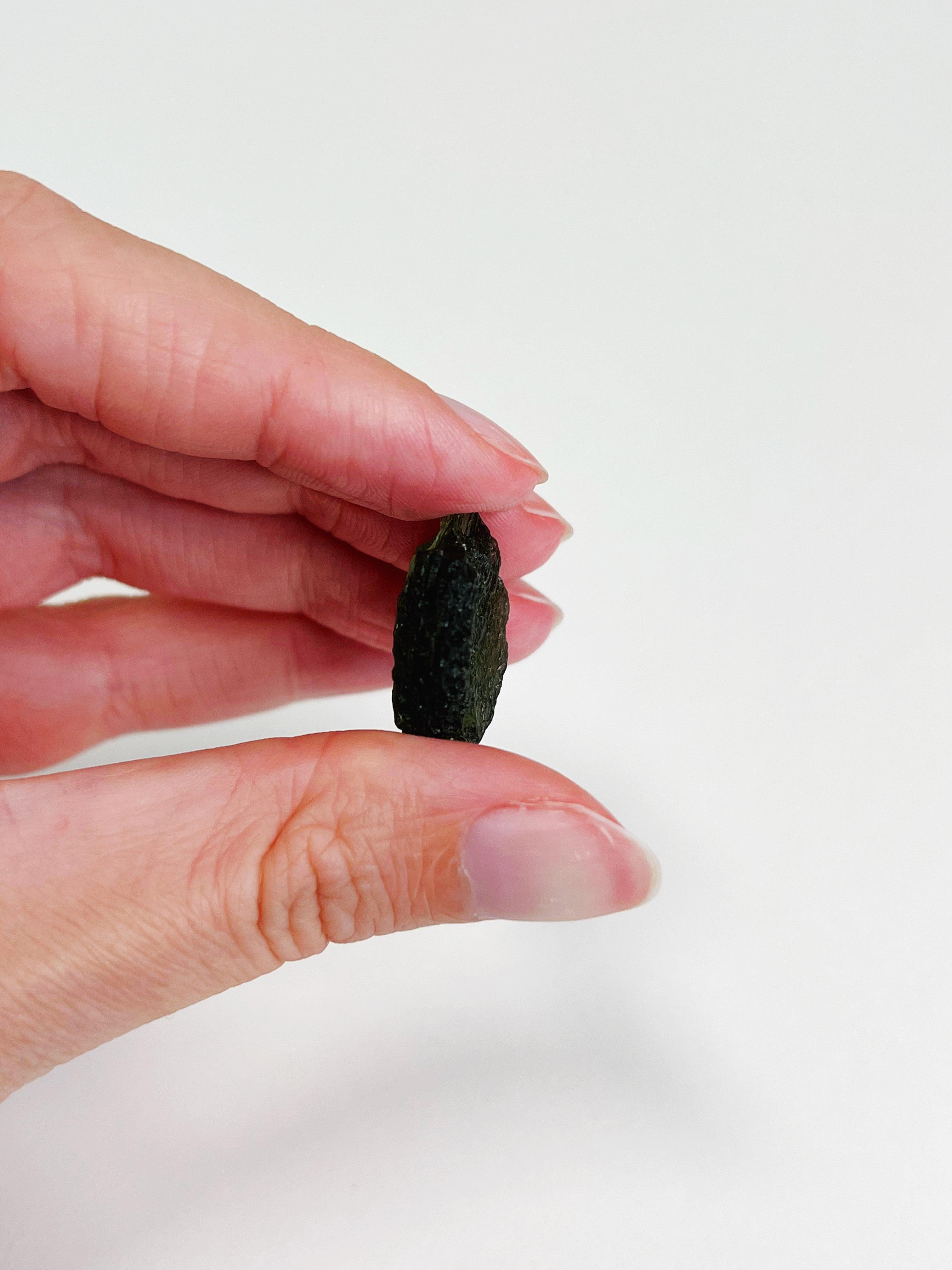 MOLDAVITE 5 - moldavite, tektite - The Mineral Maven