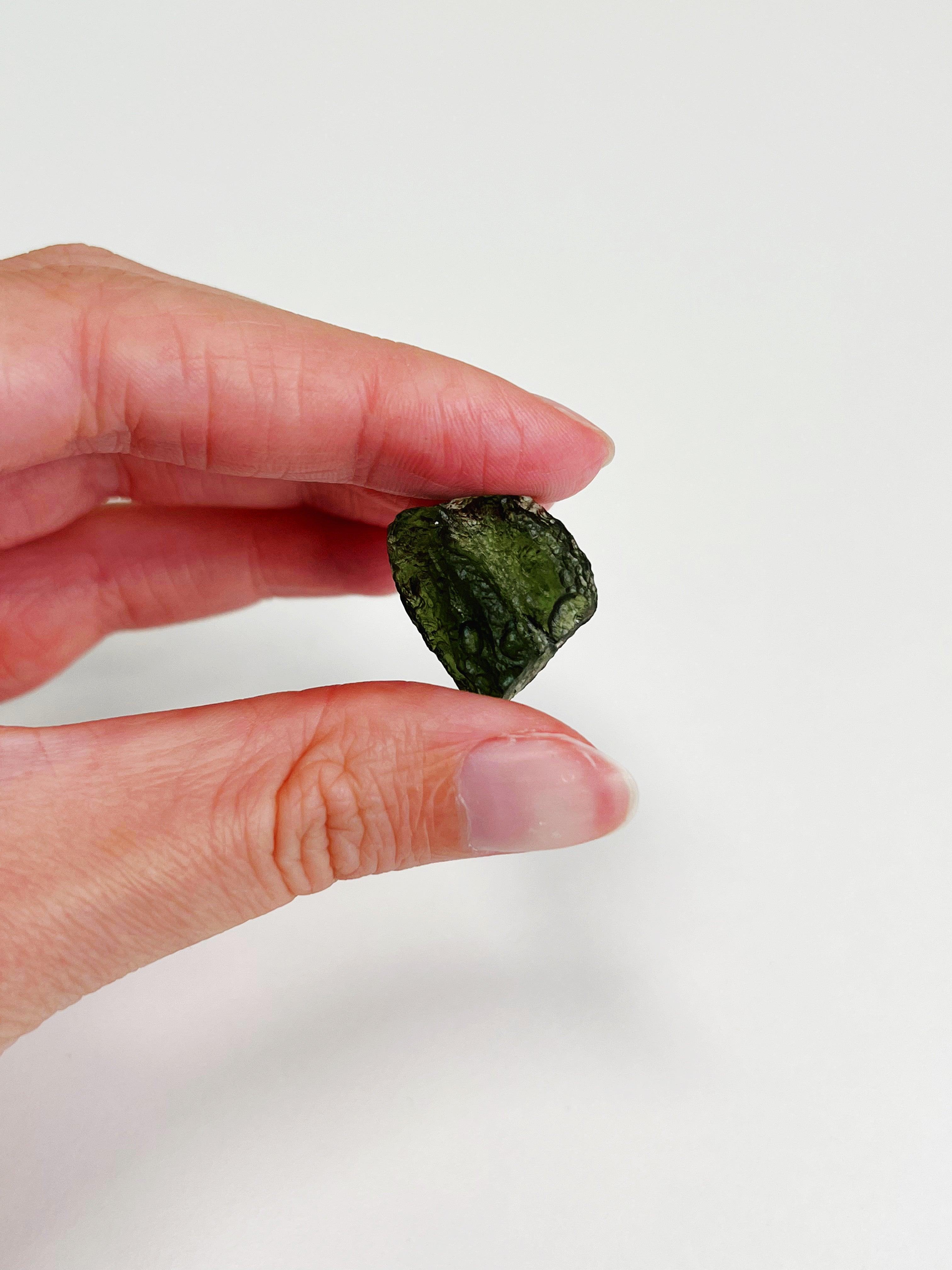 MOLDAVITE 7 - moldavite, tektite - The Mineral Maven