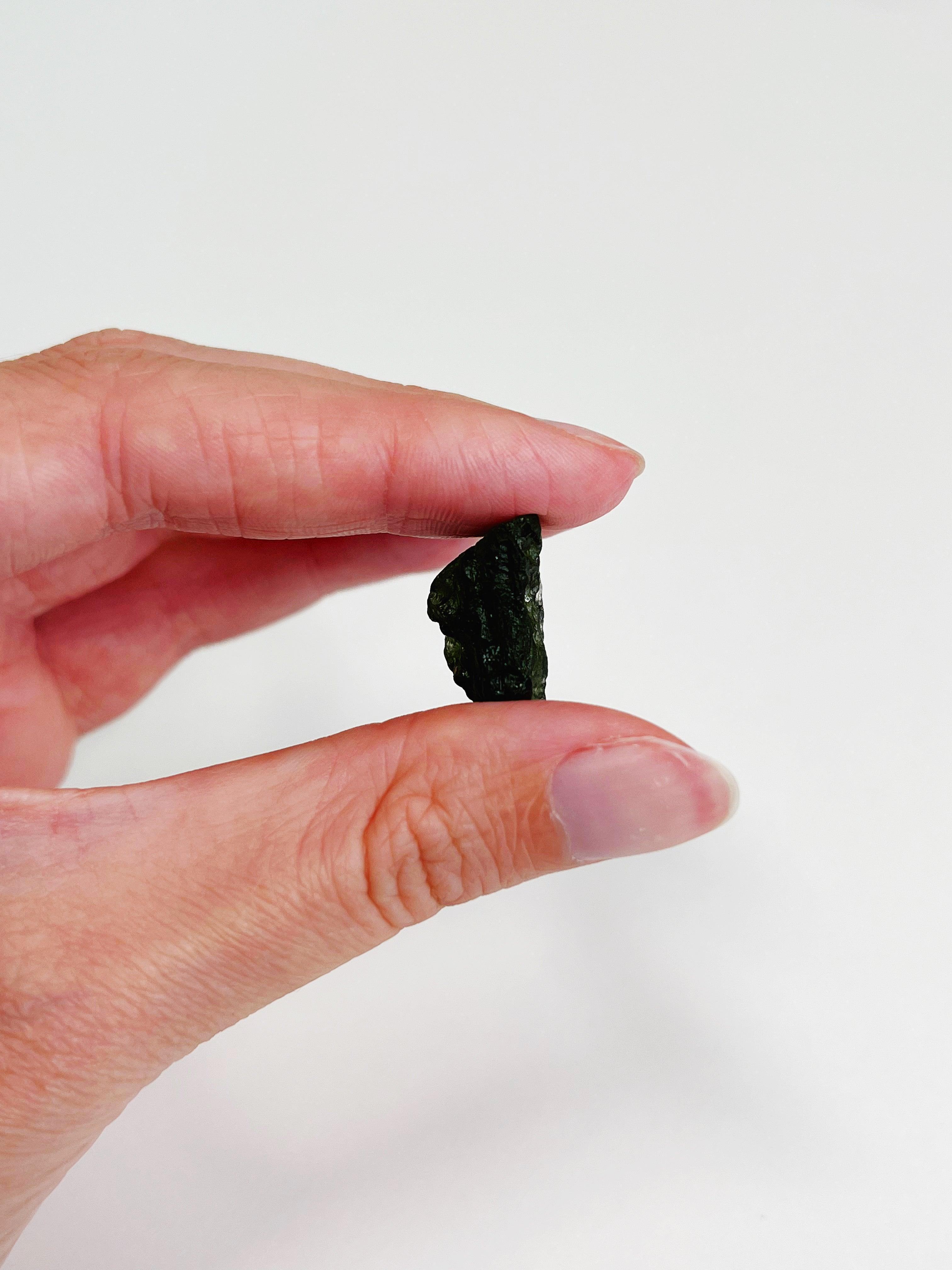 MOLDAVITE 8 - moldavite, tektite - The Mineral Maven