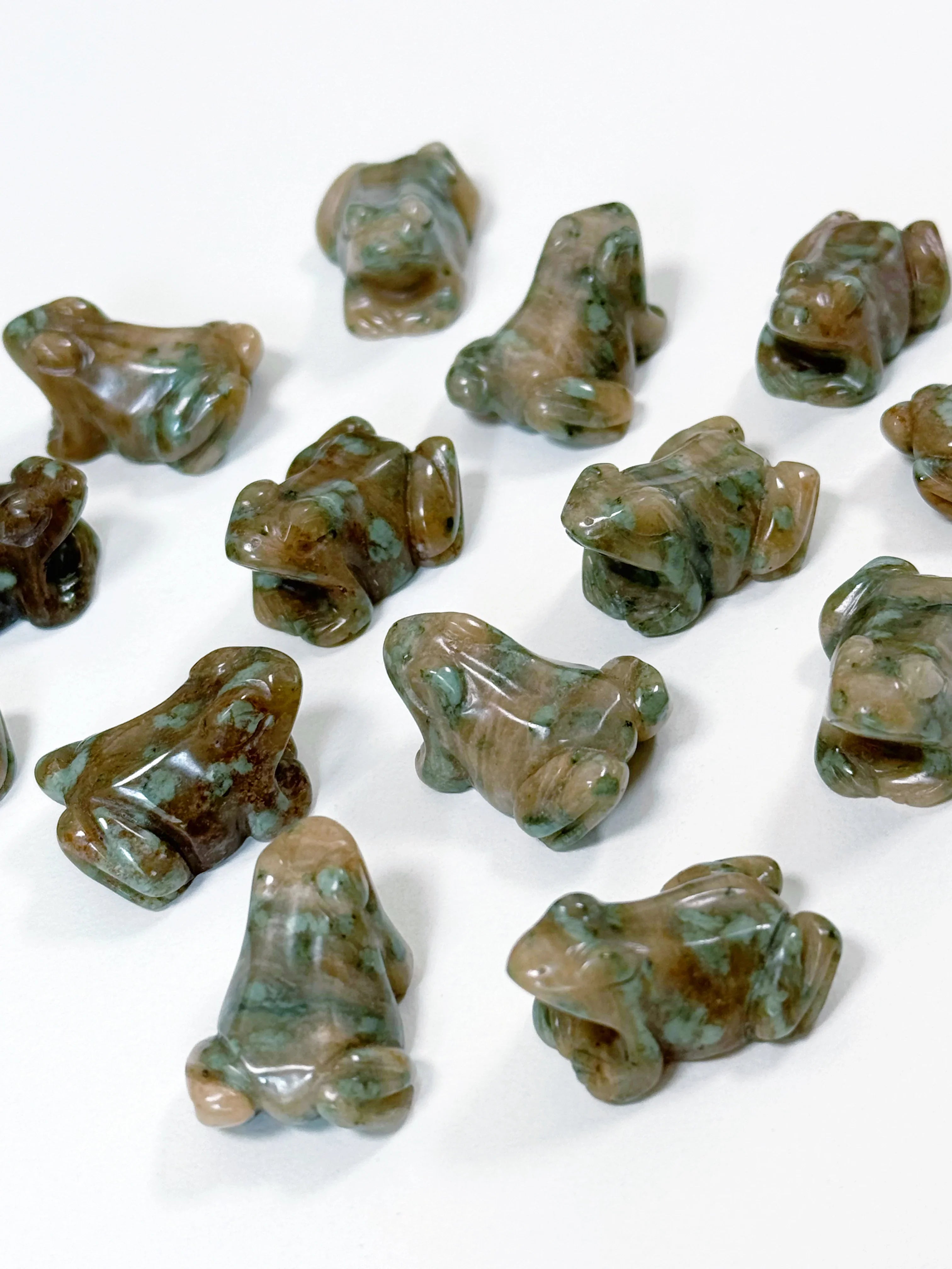 NUNDOORITE MINI FROG - crystal critter, crystal frog, frog, mini frog, nundoorite - The Mineral Maven