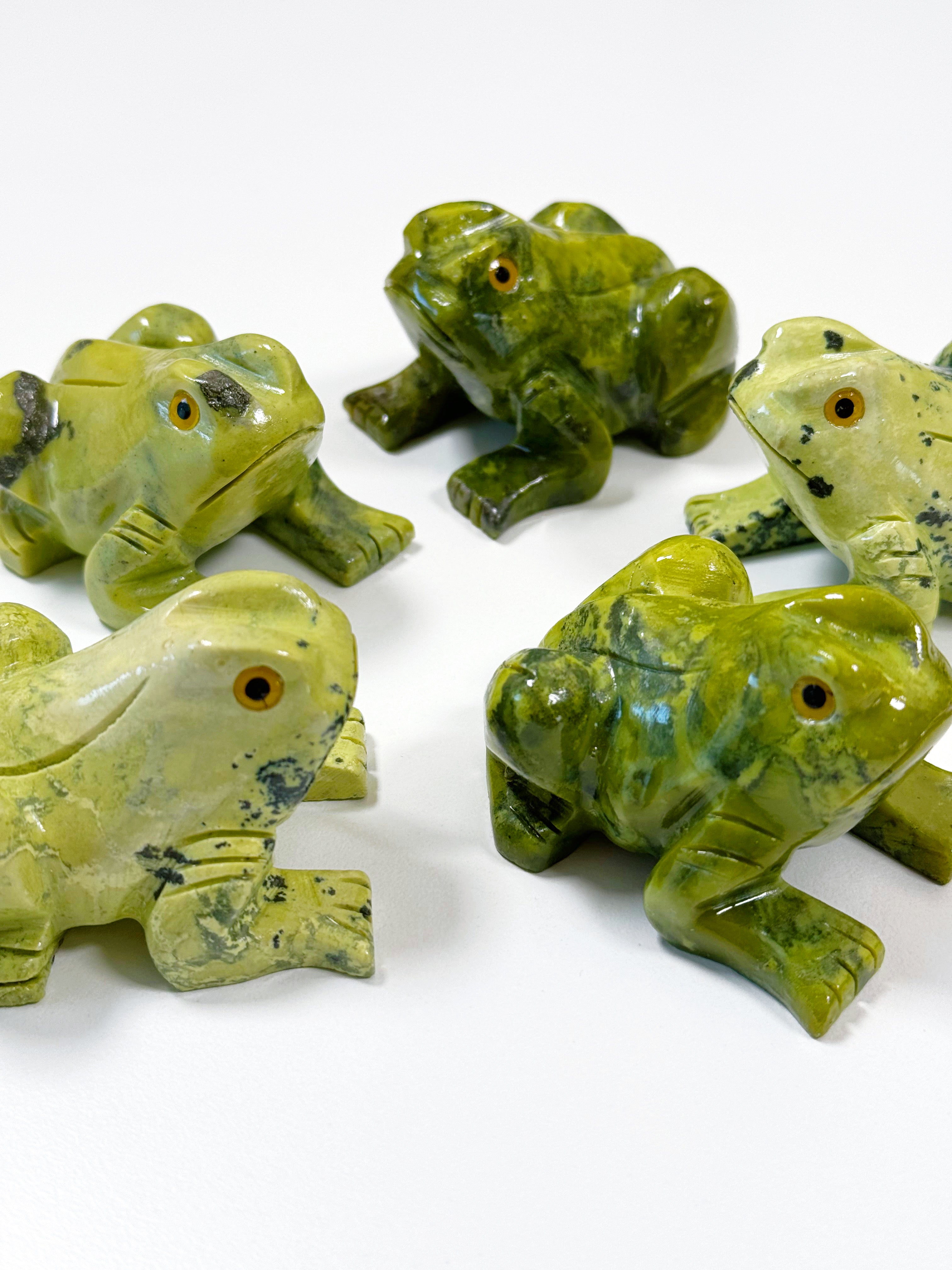SERPENTINE LARGE FROG - crystal critter, crystal frog, frog, frog on leaf, large frog, serpentine, serpentinite - The Mineral Maven