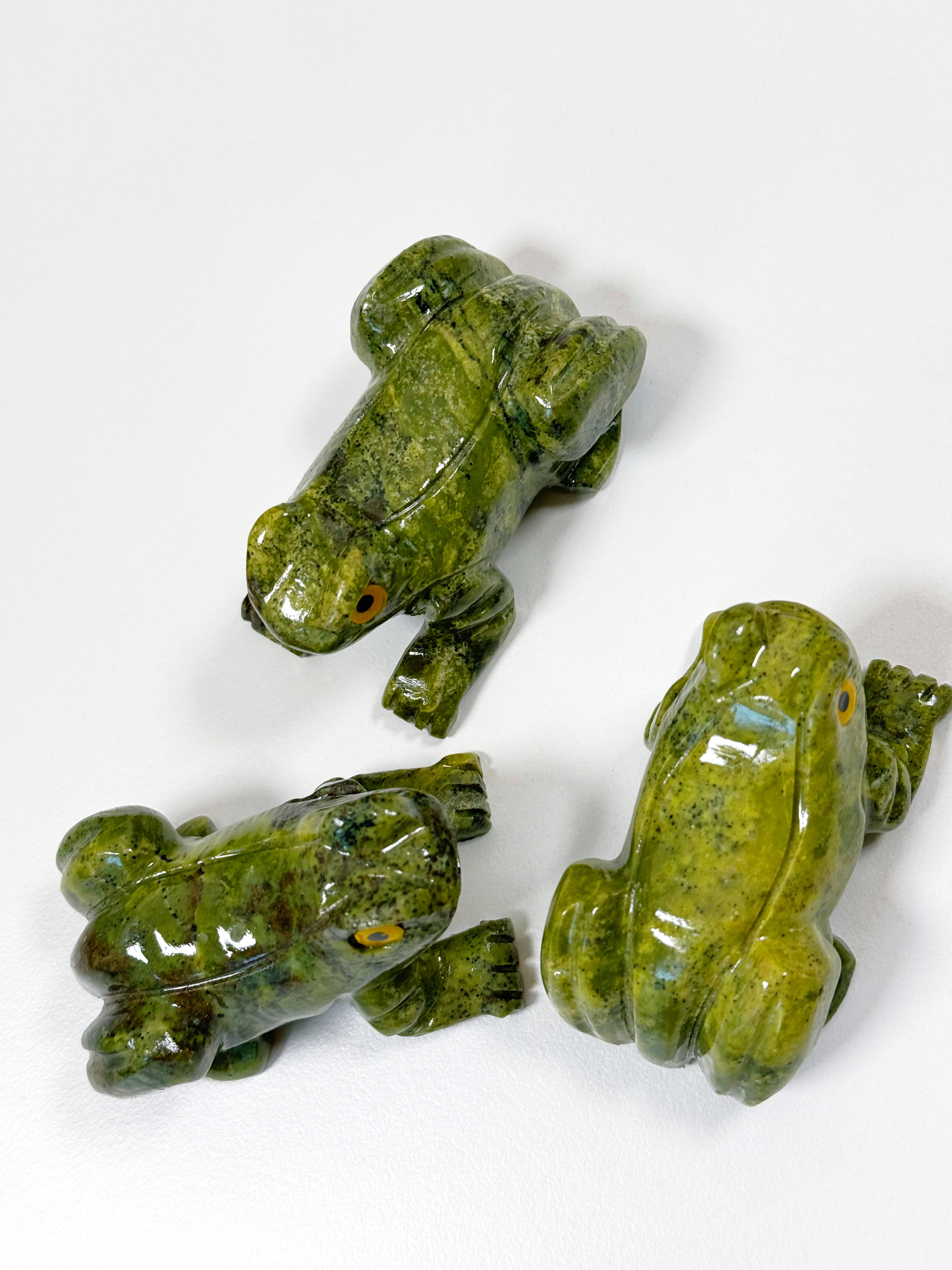SERPENTINE LARGE FROG - crystal critter, crystal frog, frog, frog on leaf, large frog, serpentine, serpentinite - The Mineral Maven